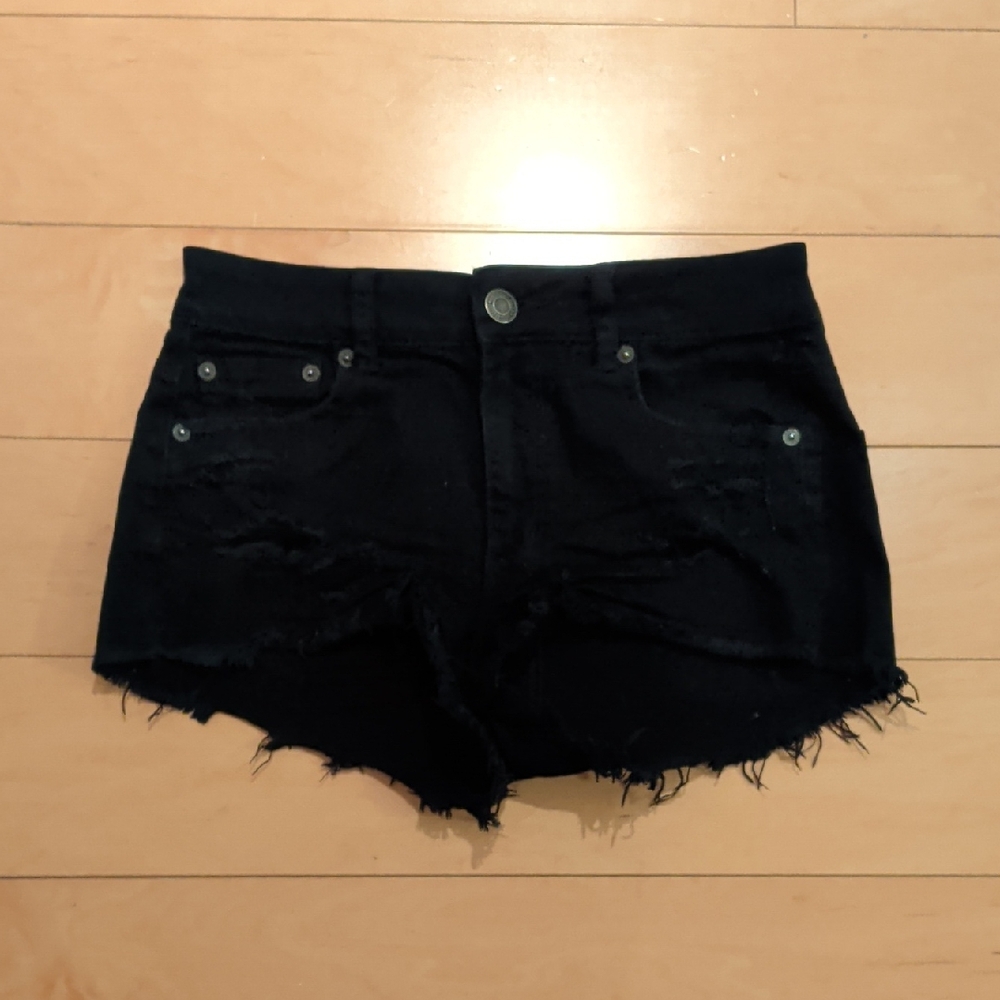 American Eagle Black Distressed Cutoff Denim Shorts Size 2 Raw Hem Stretch